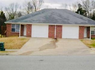 779 S Erika Ave, Fayetteville, AR 72701