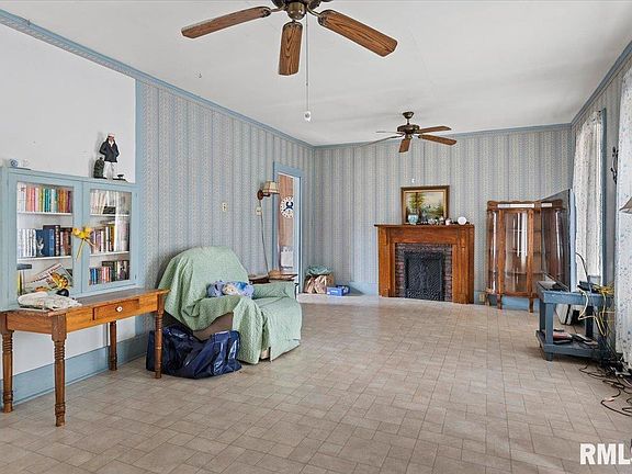 3rd image of 505 S Hardin Rd