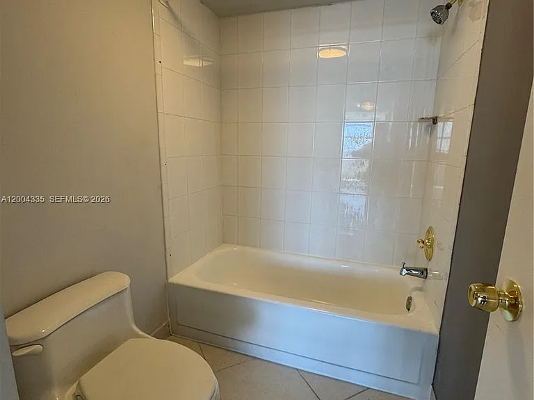 18041 Biscayne Blvd #1603 — Photo 21