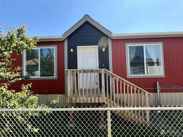 300 Park Avenue #61, Buckley, WA 98321