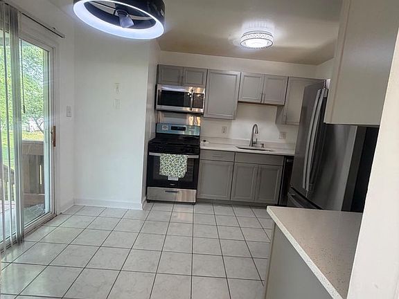 4th image of 4007 McDonogh Rd
