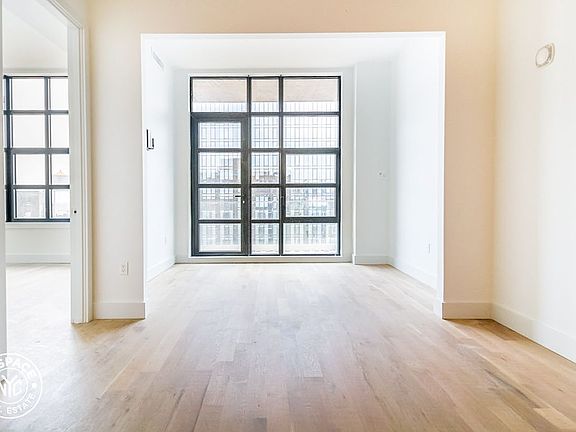 3rd image of 4121 28th St APT 6N