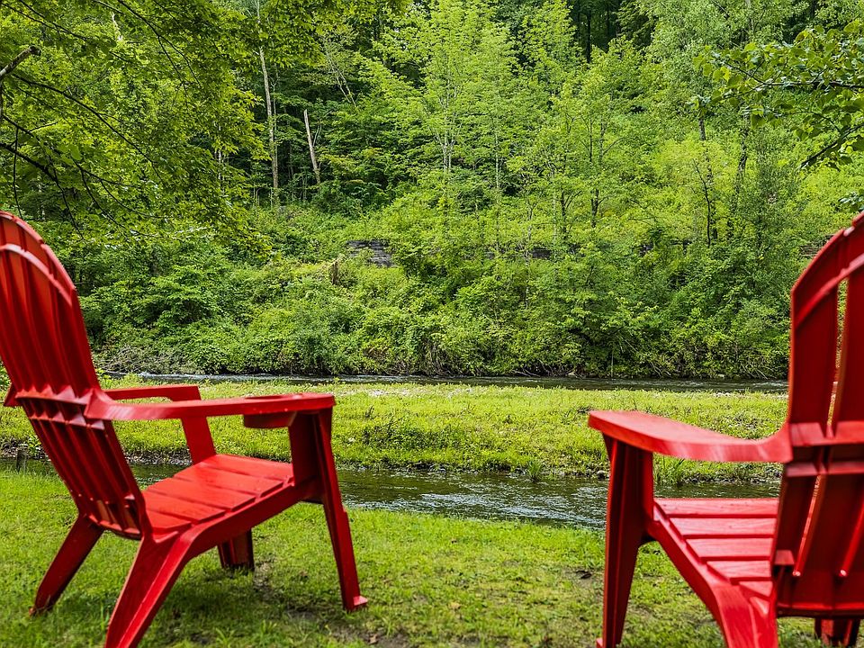 1027 VT Route 313, Arlington, VT 05250 Zillow