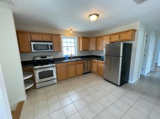 20 Pleasant St #B, Westerly, RI 02891