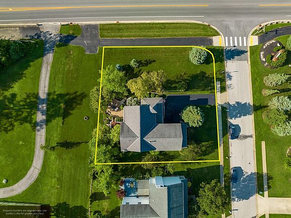 5th image of 2223 Cross Creek Ct