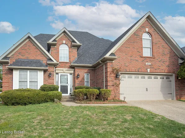 10112 Springhurst Gardens Cir, Louisville, KY 40241