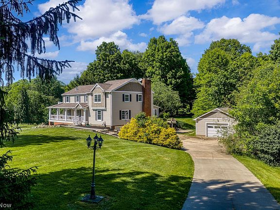 3rd image of 2645 Harland Dr