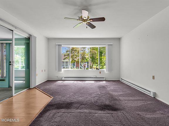 5th image of 995 Argyll Circle #B