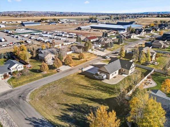 7040 Lakeshore Dr, Billings, MT 59106