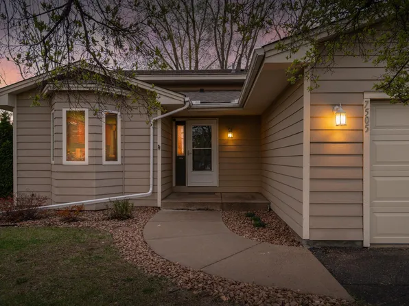 7505 Edgewood Dr, Mounds View, MN 55112