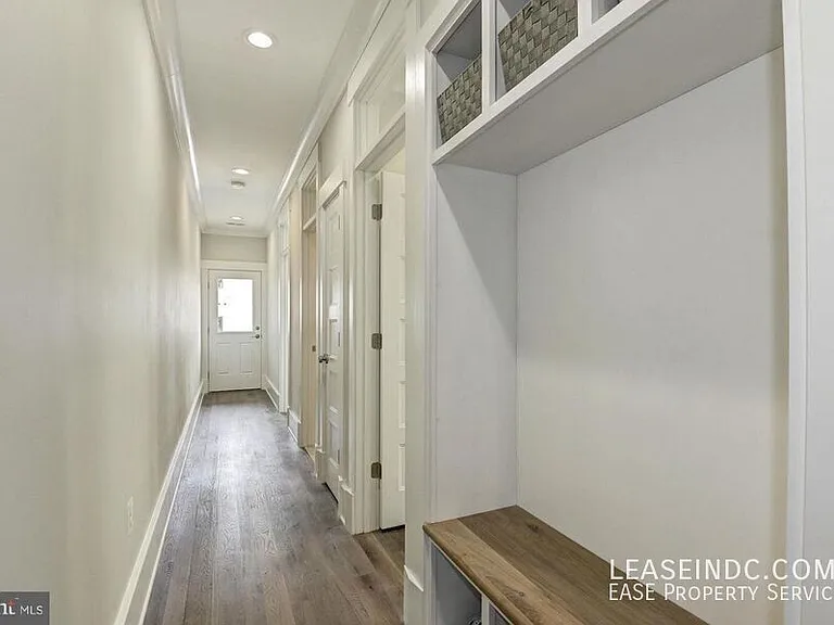 1232 I St NE #2 — Photo 10