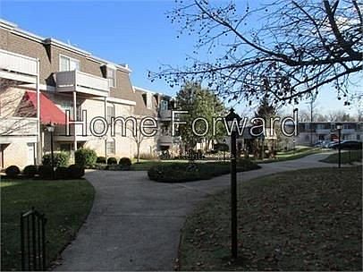 3rd image of 175 Malabu Dr APT 108