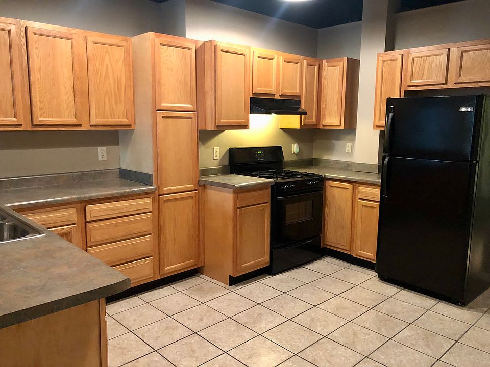 1st image of 230 W 3rd St APT 203