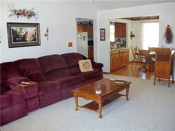 5th image of 6501 Churchman Ave