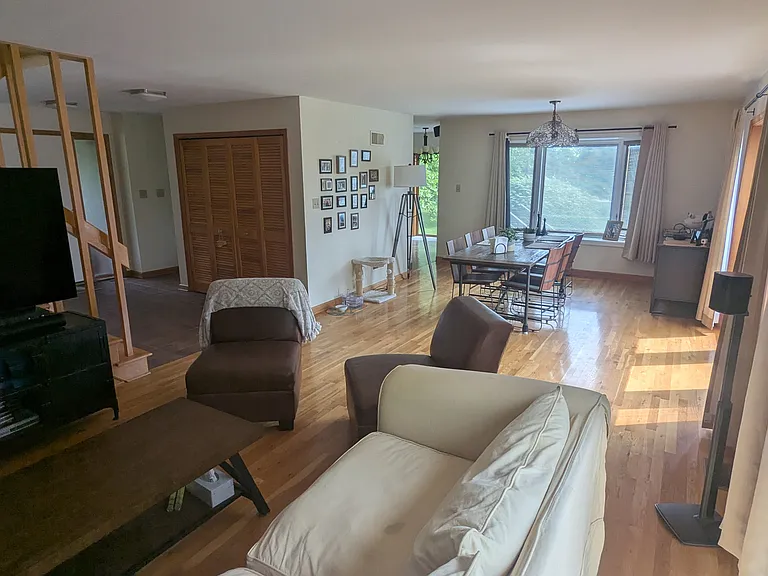 6227 Acorn Dr — Photo 11