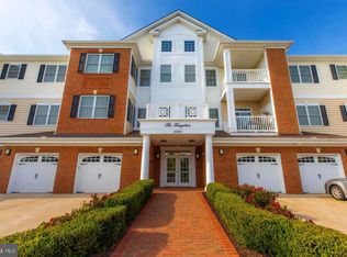 15201 Royal Crest Dr APT 305, Haymarket, VA 20169