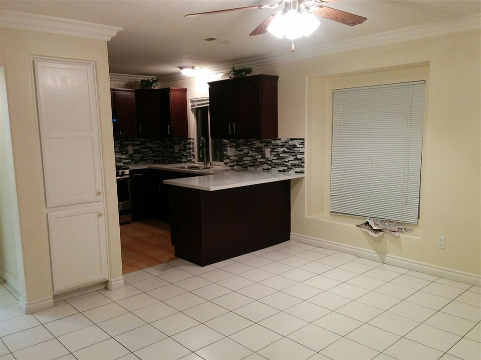 1st image of 7411 Aurora Glow St
