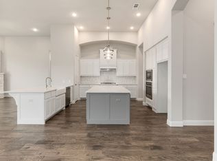1109 10th St, Argyle, TX 76226