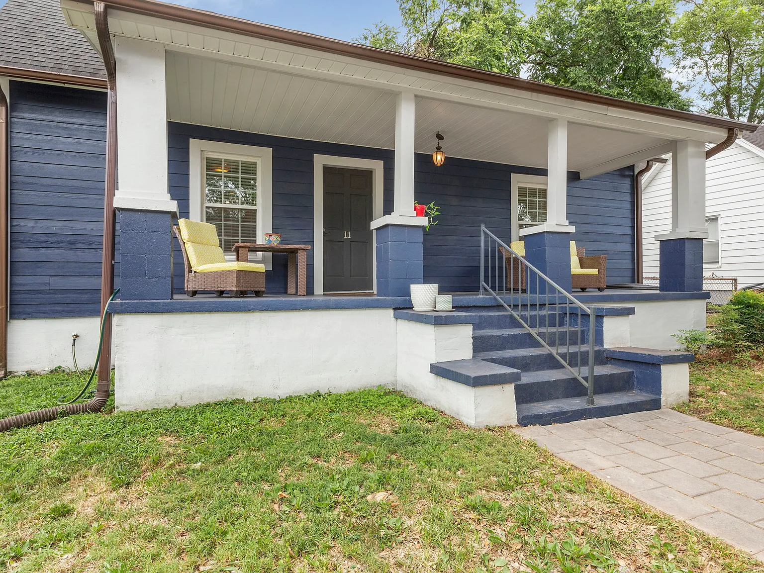 2 bed, 1.5 bath, 1118 sqft, $2,200 — Photo 3