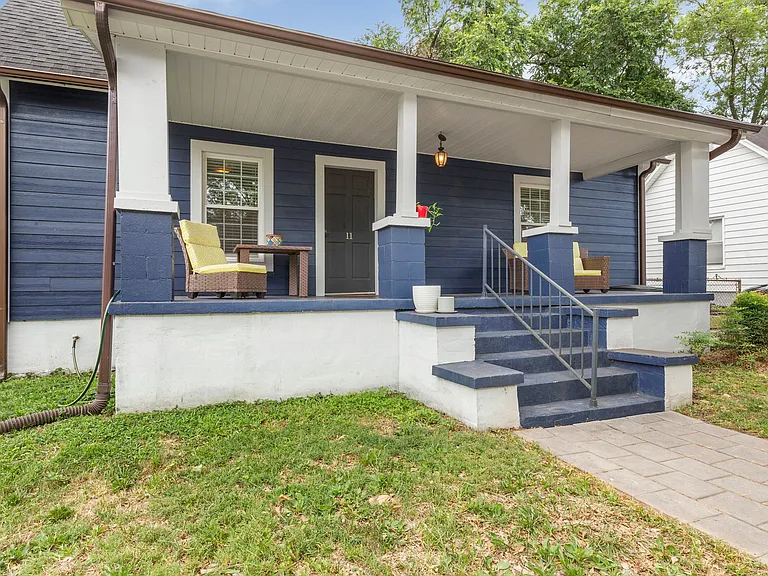 11 Taylor St — Photo 3