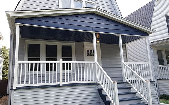 2nd image of 5509 W Farragut Ave