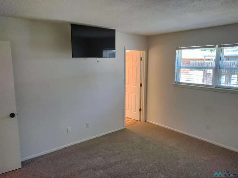 1408 Colonial Pkwy — Photo 22