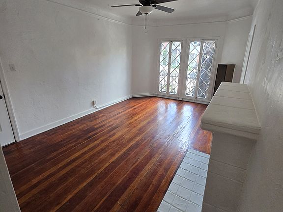 4th image of 642 S Cochran Ave APT 101