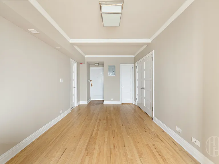 5 Tudor City Pl #1834 — Photo 6