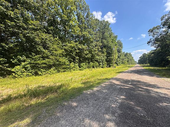 4th image of 940 County Road 2147 Lot 66 & 67