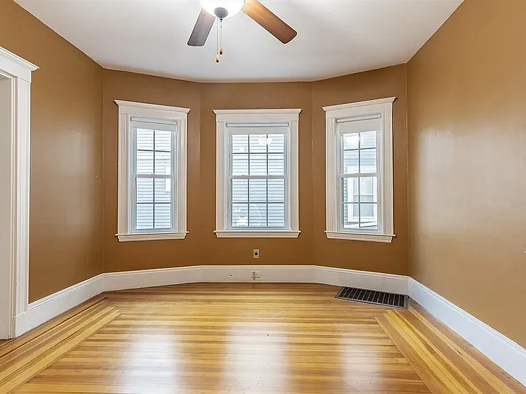 36 Peirce St #1 — Photo 5