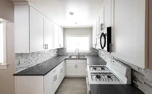 74 Park Ave #A Photo 1