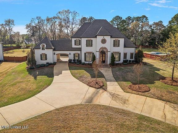 2nd image of 317 Ironwood Dr