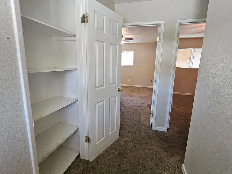 3318 R St #B — Photo 10