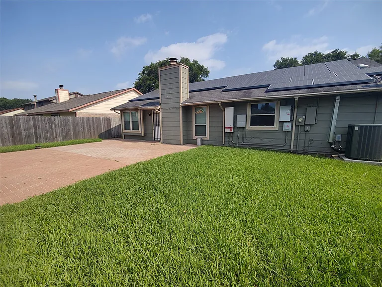 2715 Ashington Dr — Photo 40