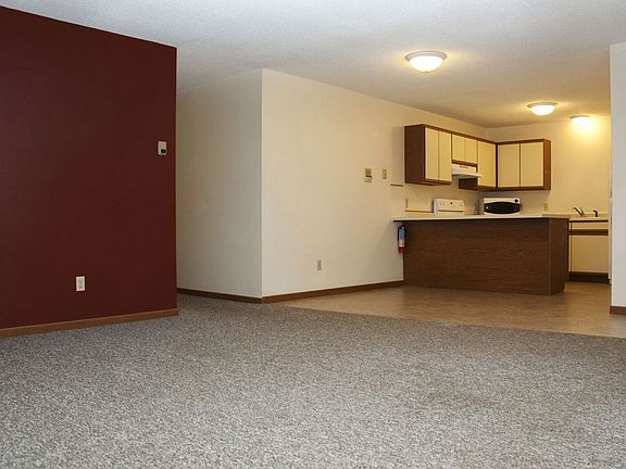 4th image of 1226 9th Ave S