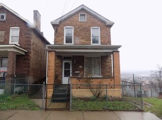 558 Stokes Ave, Braddock, PA 15104