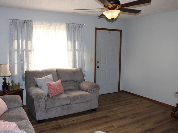 5th image of 121 Zinc Rd E