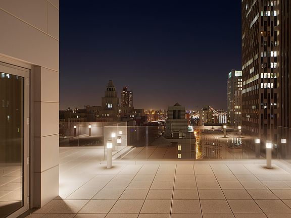 4th image of 93 Worth St Ph 1