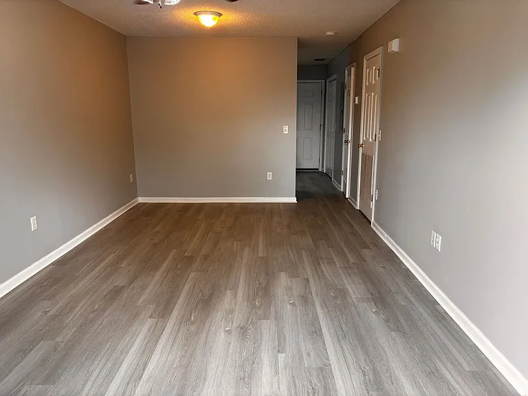 1501 Myrtle St — Photo 11