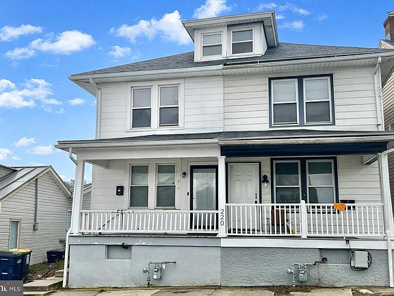 2nd image of 218 W Franklin St