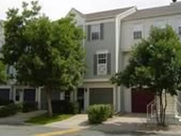 1811 S Quebec Way APT 87, Denver, CO 80231