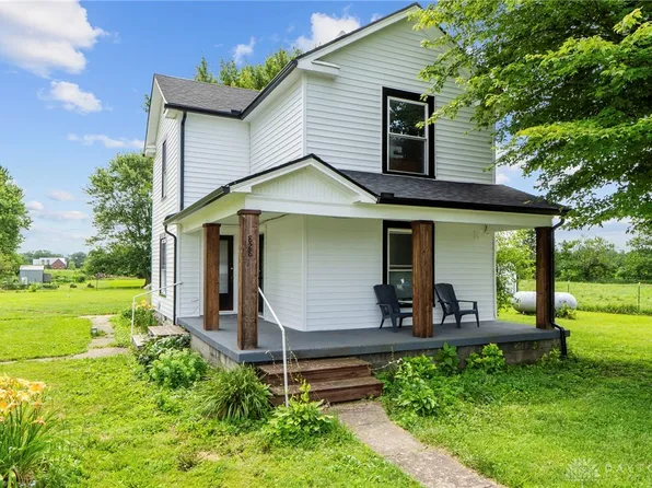 828 Paintersville New Jasp Rd, Xenia, OH 45385