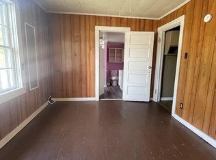 114 E Hill Rd, Gainesboro, TN 38562