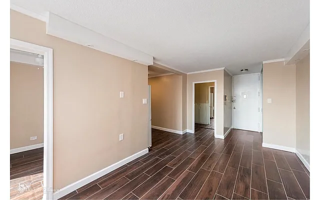 Rented by Douglas Elliman | media 22