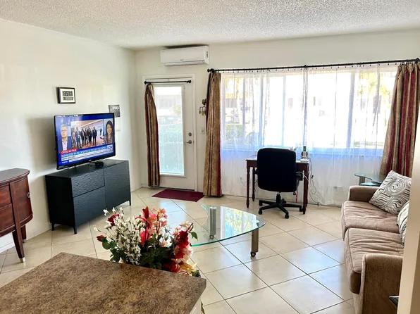920 SW 11th Avenue #5d, Hallandale Beach, FL 33009