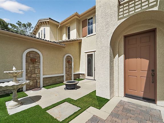 5th image of 25941 Verandah Ct