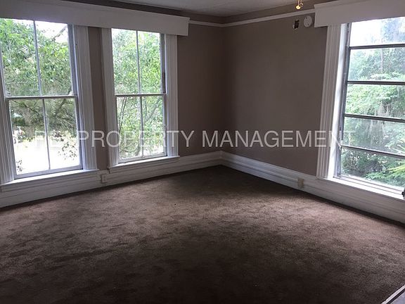5th image of 1505 Twigg St