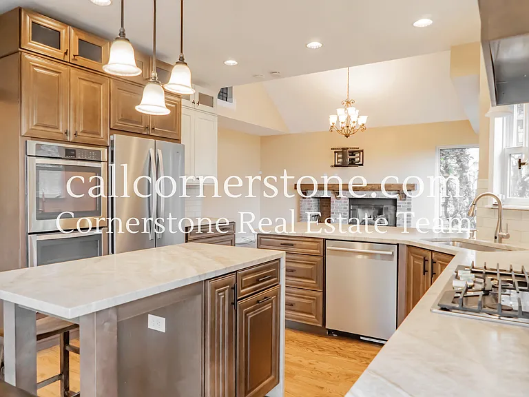 32 Jessana Hts — Photo 4