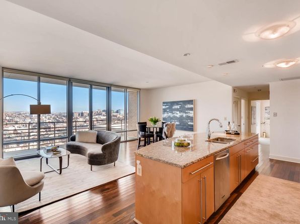 675 President St UNIT 1806