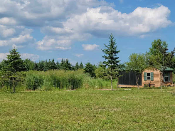 N8751 Hickory Dr, Algoma, WI 54201